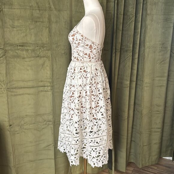 Self-Portrait Elegant White Lace Midi Dress, US2 - Picture 9 of 16